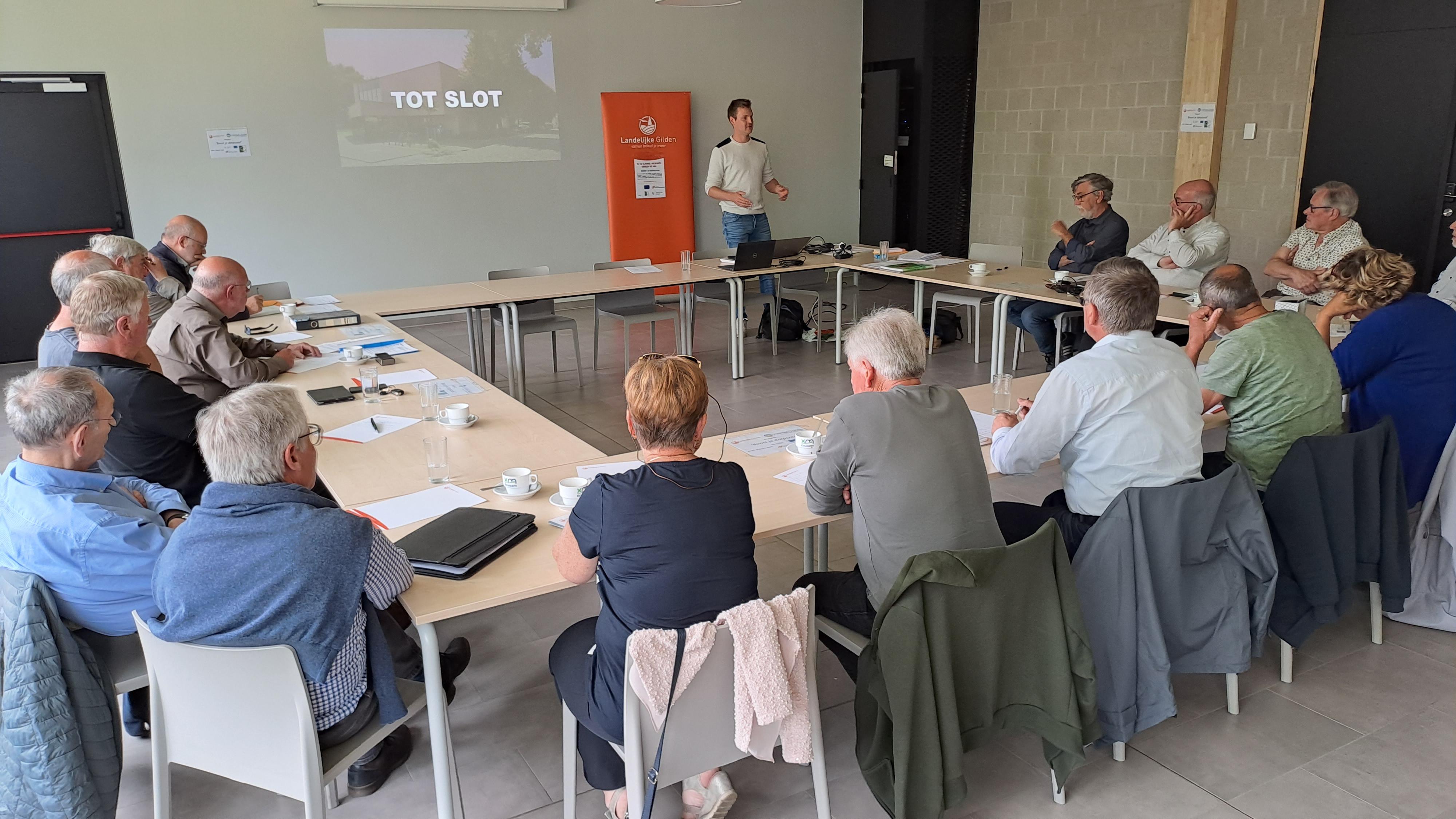 Foto tijdens lezing trefdag 4 boost je dorpszaal