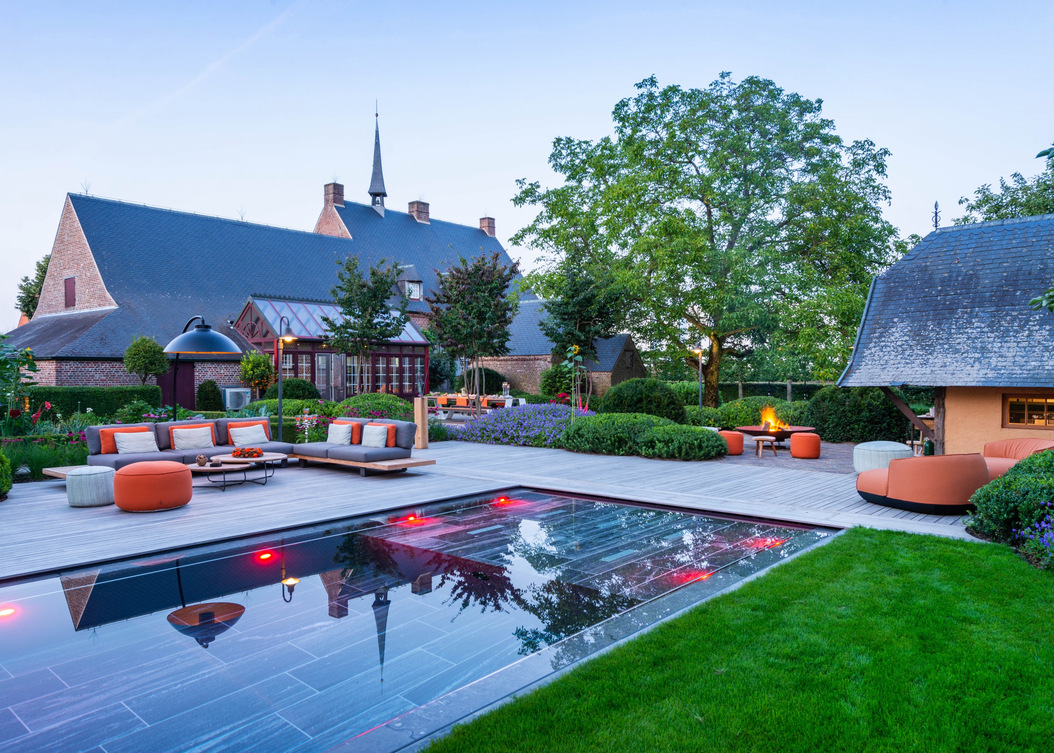 Tuin Hybrid Pools