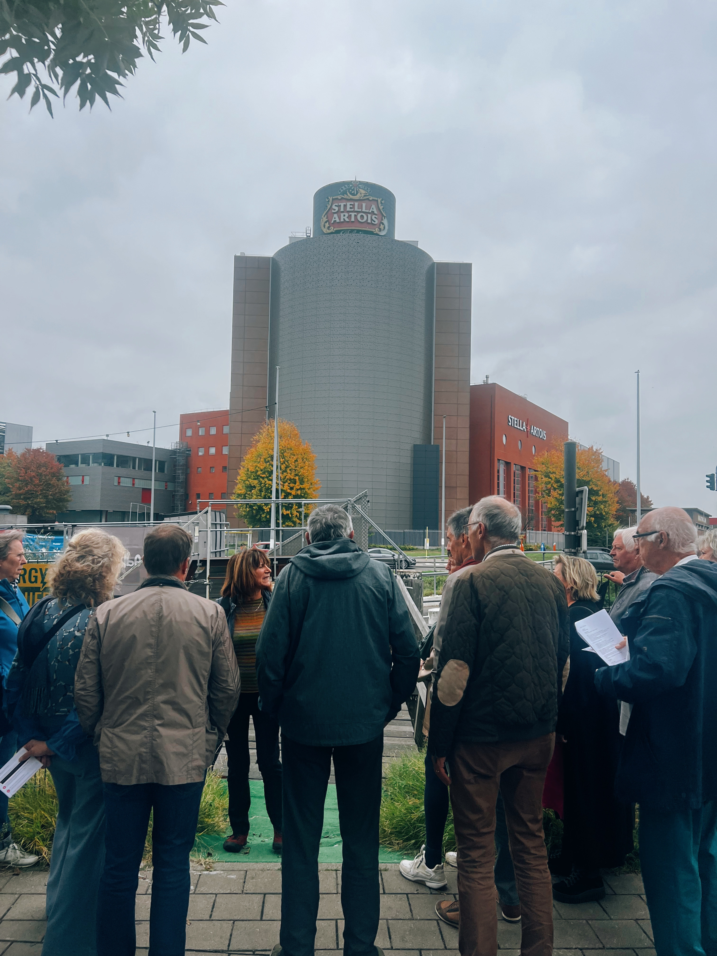 Samen Stroomt Het, Wandeling
